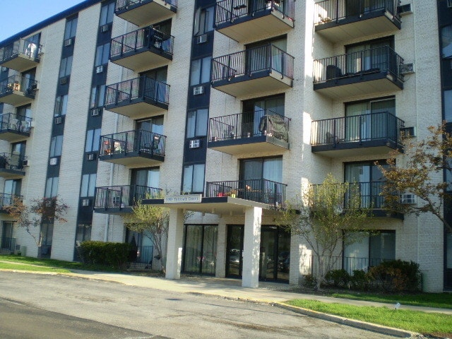 Building Photo - 9098 W Terrace Dr Unit 2I Rental