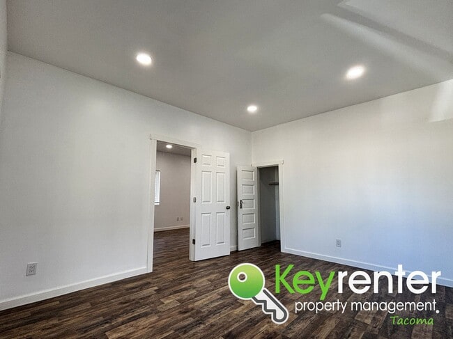 Photo - Updated 3-Bedroom Home for Rent in Central...