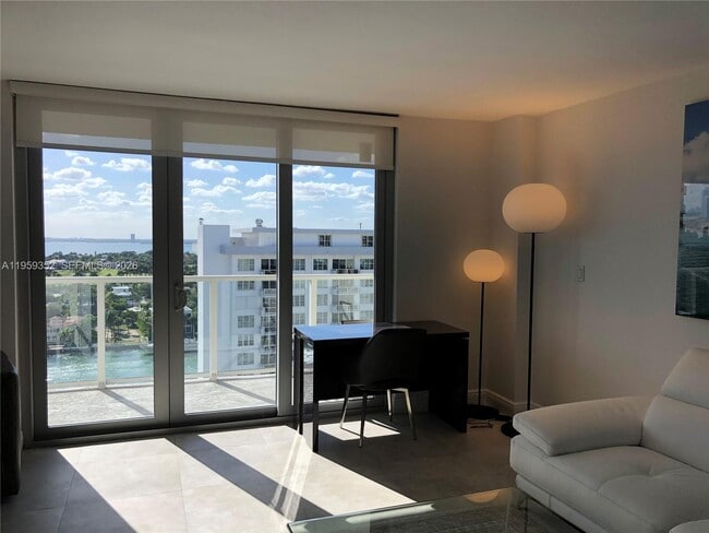 Photo - 5701 Collins Ave Unit 1705
