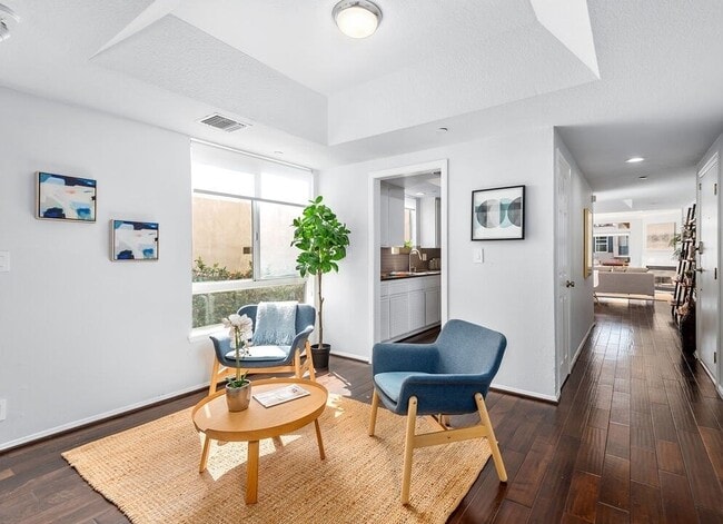 Photo - 1074 Peachtree Walk NE Unit 206