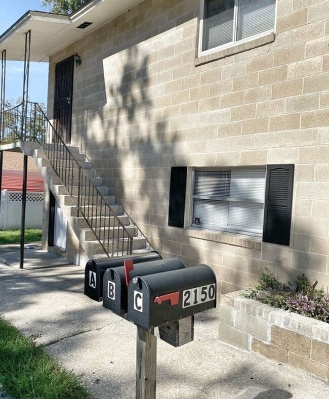 Photo - 2150 Saxon St Unit 2150 Saxon St  B