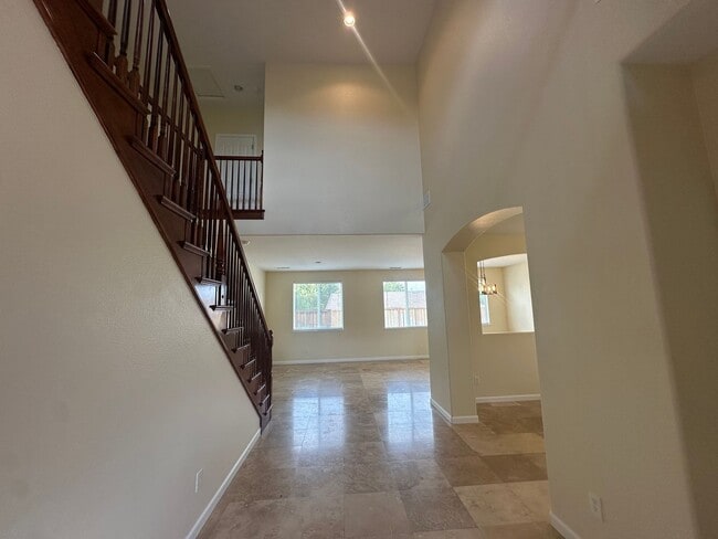 Photo - 11113 Messina Way