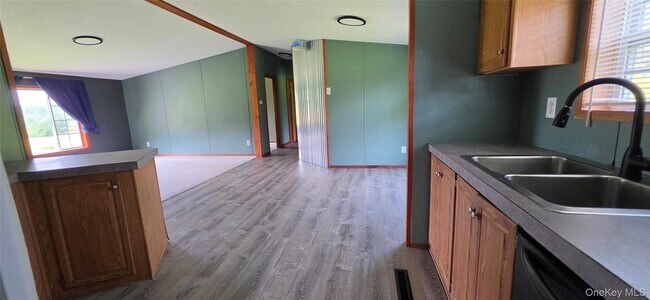 Photo - 286 Shortcut Rd