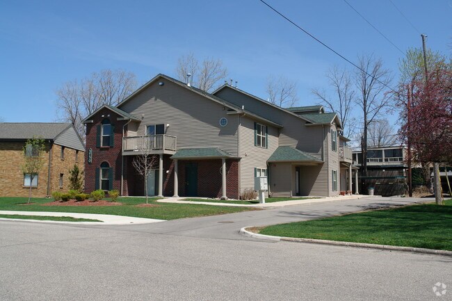 Photo - Senate Place Apartments