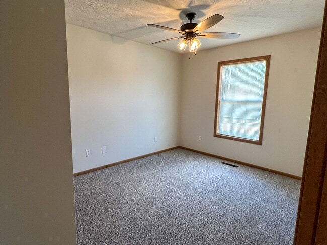 Photo - 3 Bedroom 2 Bathroom 2 CAR GARAGE