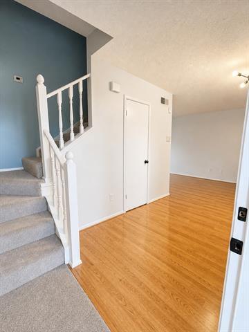 Photo - 323 Towne House Ln