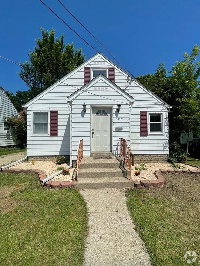 Building Photo - 548 E 38th St Rental
