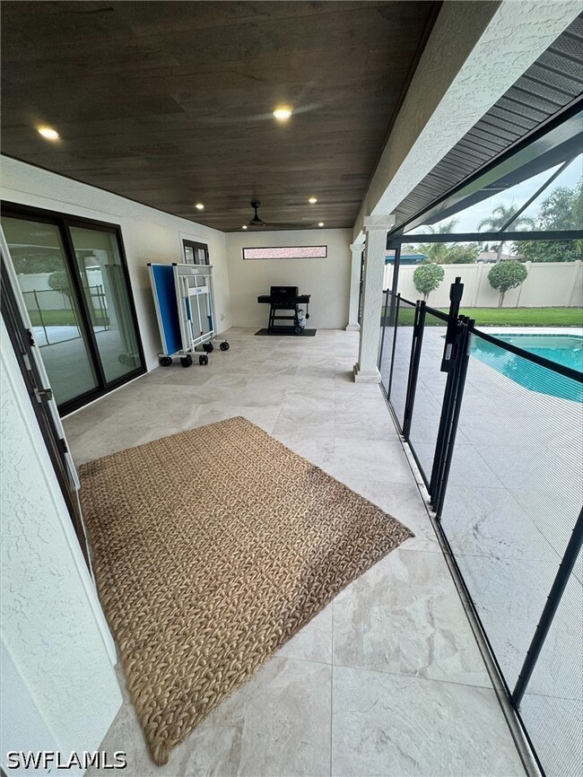 Photo - 27500 Suffridge Dr