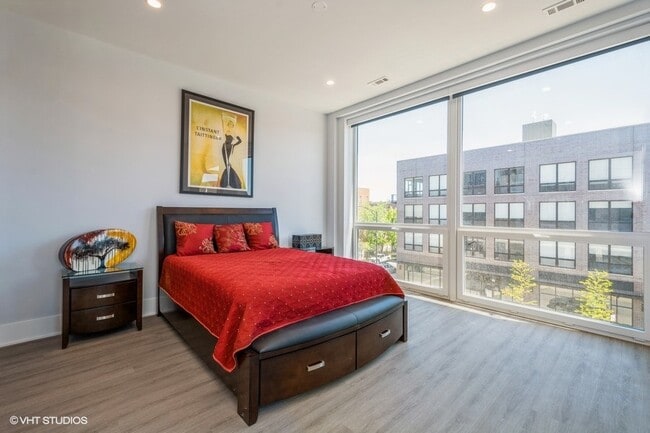 Photo - The Oasis of Bucktown