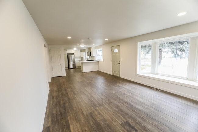 Photo - 5113 N McDonald Rd