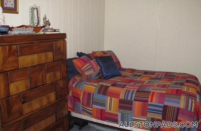 Photo - 15 Glenville Ave Unit B3