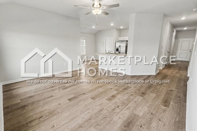 Photo - 1716 Amber Ave