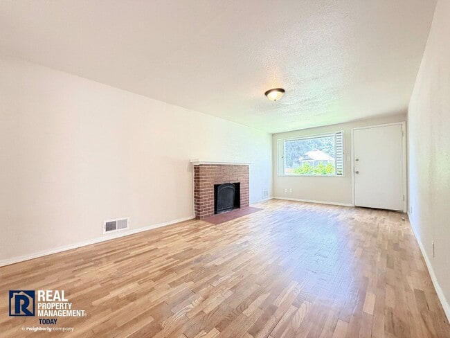 Photo - 5419 S Birmingham St