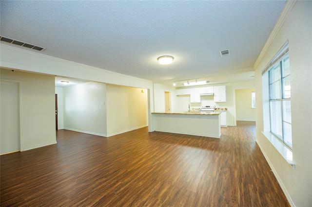 Photo - 501 Dogwood Dr