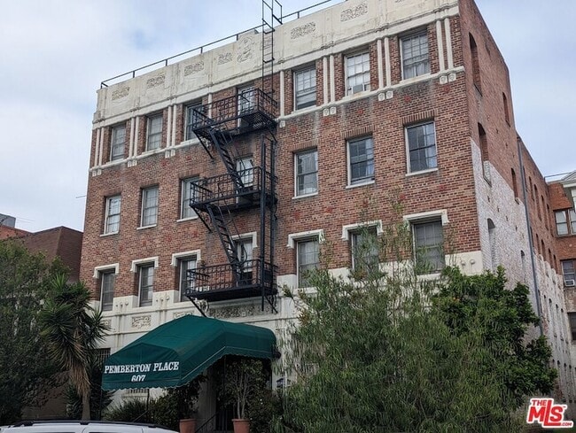 Building Photo - 607 S Dunsmuir Ave Rental