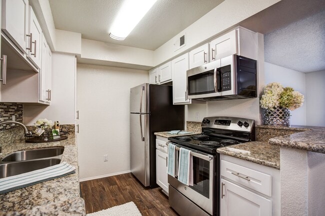 Photo - Waterstone Alta Loma Apartments