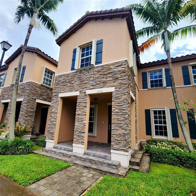 16958 SW 92nd St Townhome Townhome Rental in Miami FL