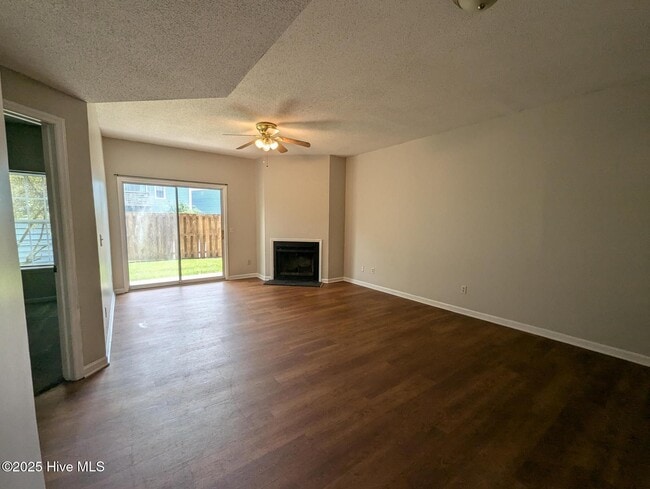 Photo - 4210 Wilshire Blvd Unit 103
