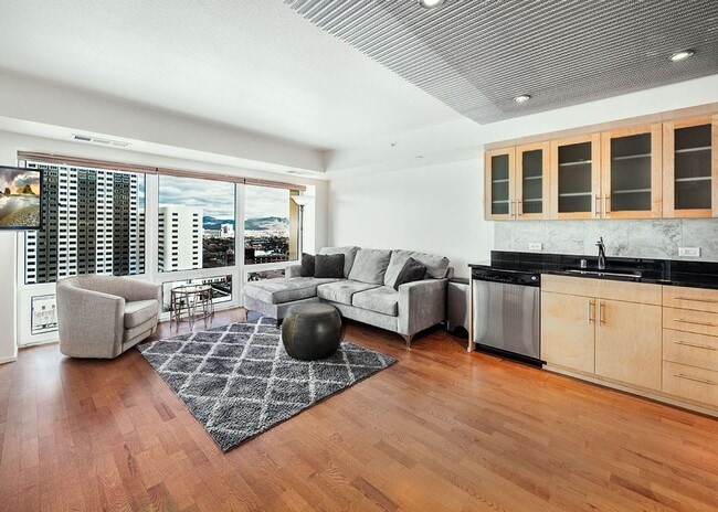 Photo - Clean and Bright Studio Apartment Downtown at The Montage- Utilities included!