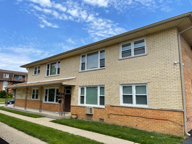 Photo - 3611 W 120th St