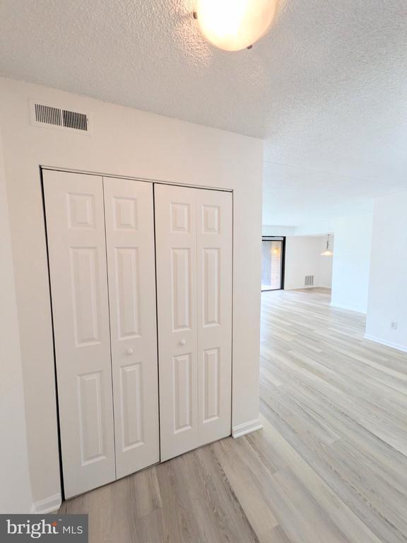 Photo - 34 Hermitage Dr Unit 34