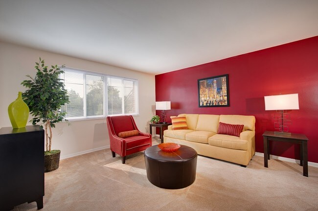 The Plaza Apartments