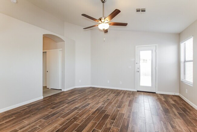 Photo - 1801 E Juniper Ave