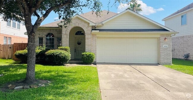 Building Photo - 3022 Texas Trail Ln Rental