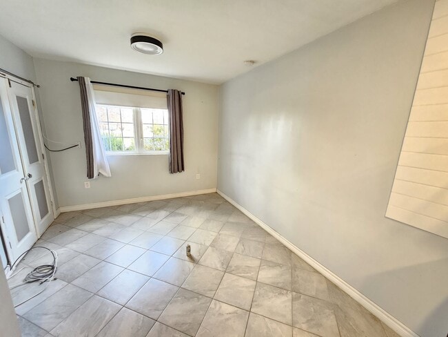 Photo - 99-99 Golden Blvd W