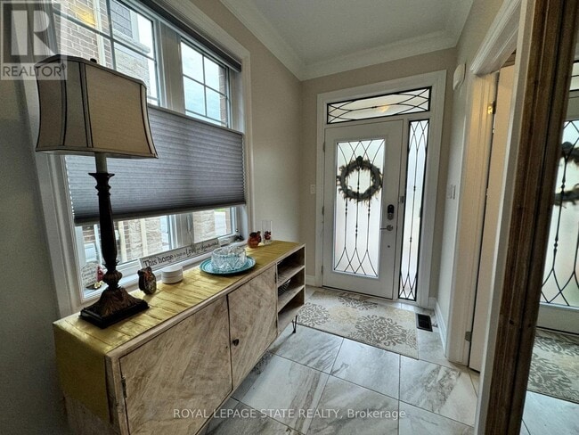 Photo - 57 Waterview Ln