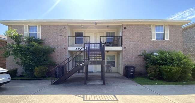 Photo - 334 S 40th St Apartments Unit D