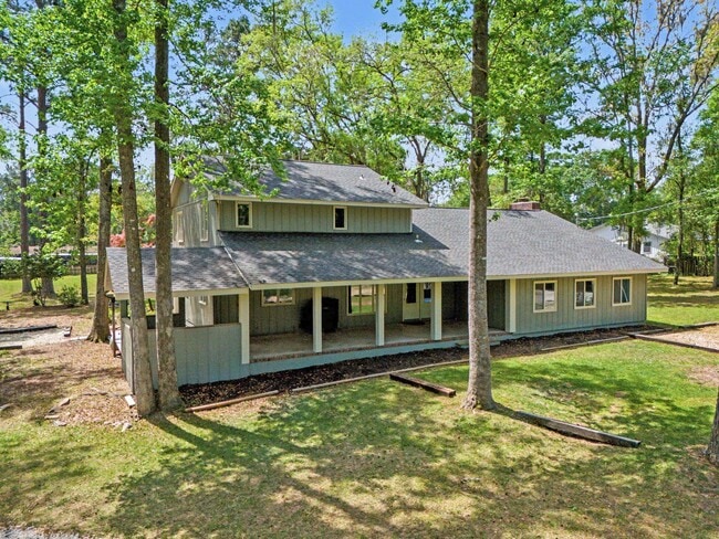 Photo - 3308 Gallant Fox Trail