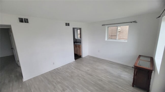 Photo - 4461 Highridge St Unidad 2