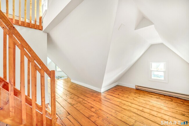 Photo - 45 Pine St