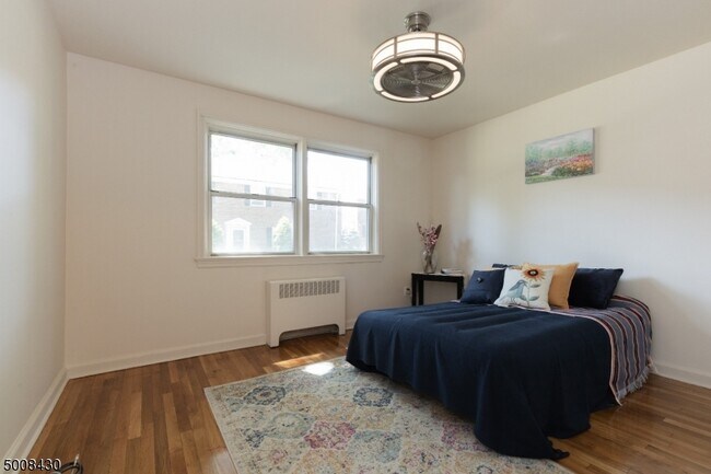 Photo - 364 Orange Rd