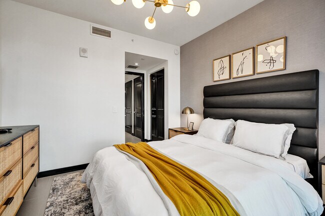 Photo - 1600 NE 1st Ave Unidad 3420