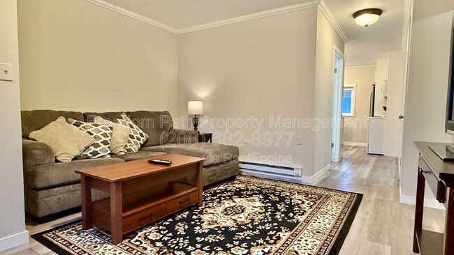 Photo - 208 E Harrison Ave