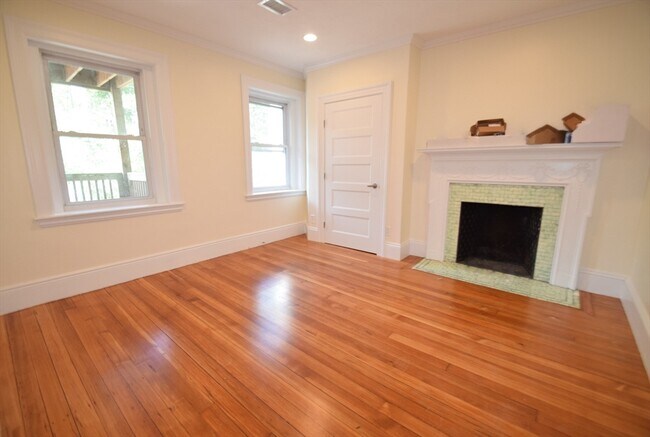 Photo - 1574 Beacon St Unit 2
