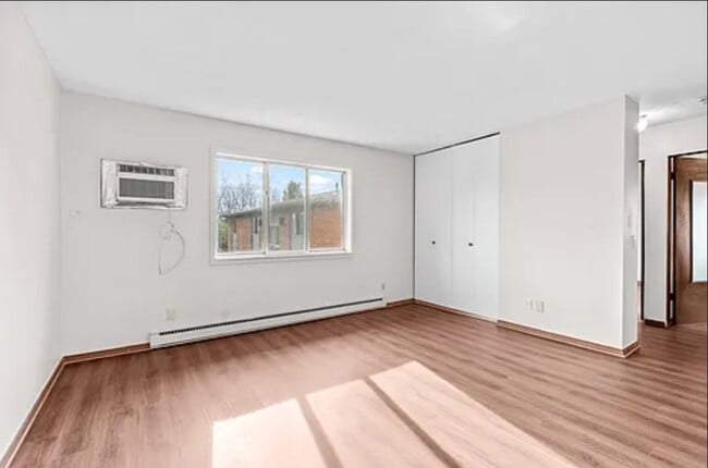 Photo - 1110 Lewis Ave Unit 13