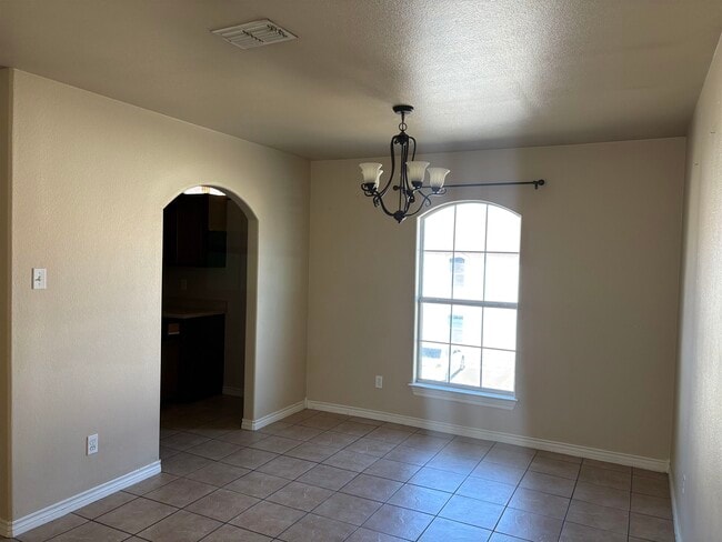 Photo - 5410 Marcella Ave Unidad 9