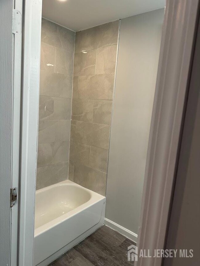 Photo - 690 State St