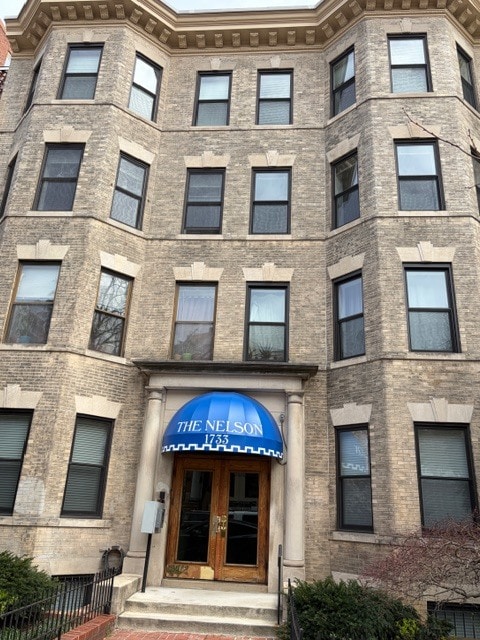 Building Photo - 1733 20th St NW Unit 302