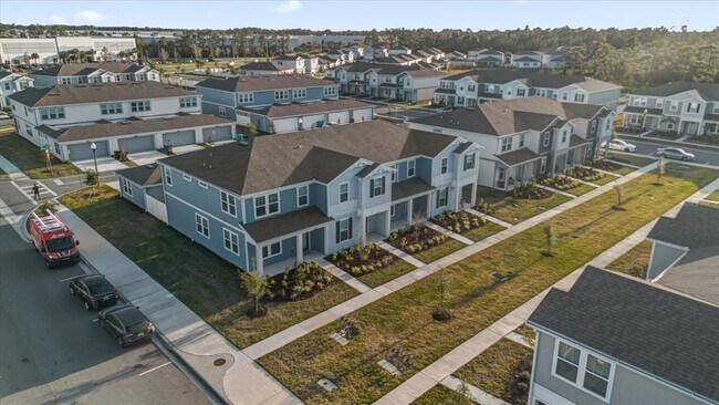 Photo - 10877 Wooded Acre Aly Townhome