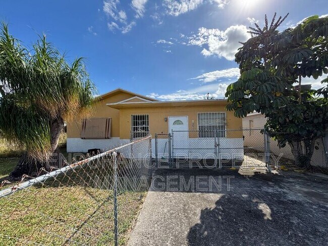 Photo - 1489 Silver Beach Rd