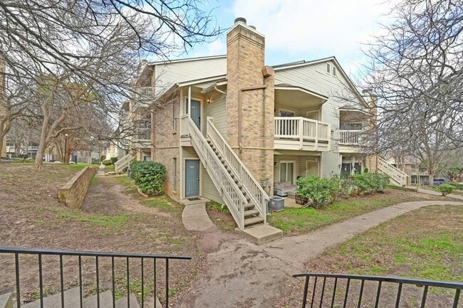 Photo - 2450 Wickersham Ln