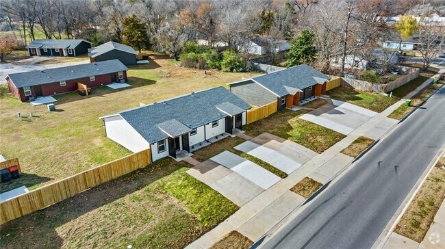 Building Photo - 400 Trailside Ter Rental