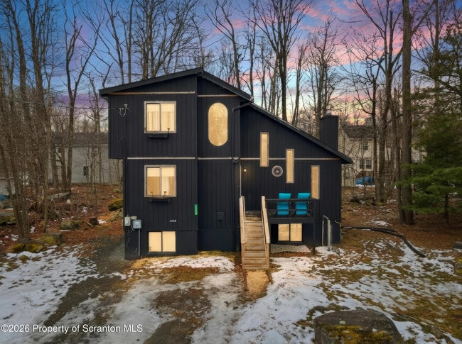 Photo - 1379 Winding Way