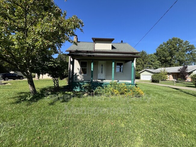 Photo - 9252 Mink St SW
