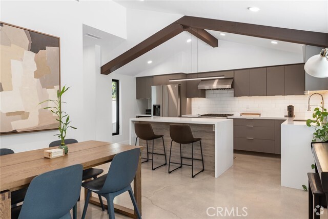 Building Photo - 24655 Park Miramar Rental