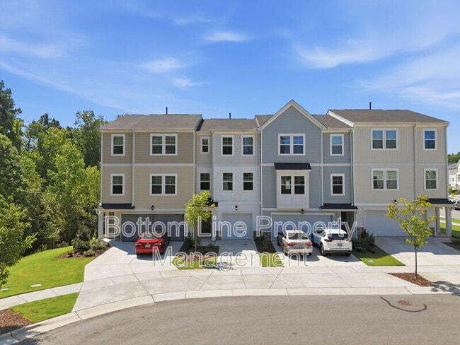 Photo - 1204 Lily Loch Wy